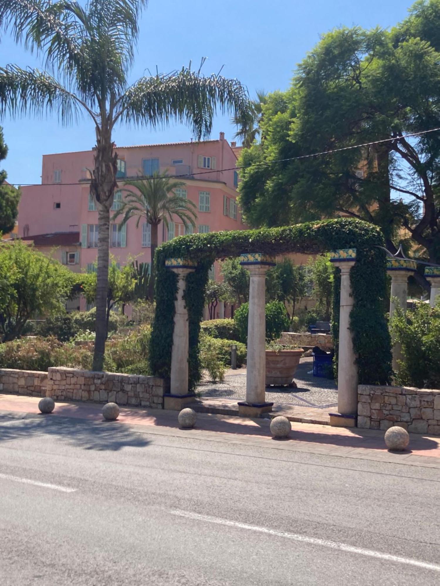 Studio La Cigale Bord De Mer Menton Exterior foto